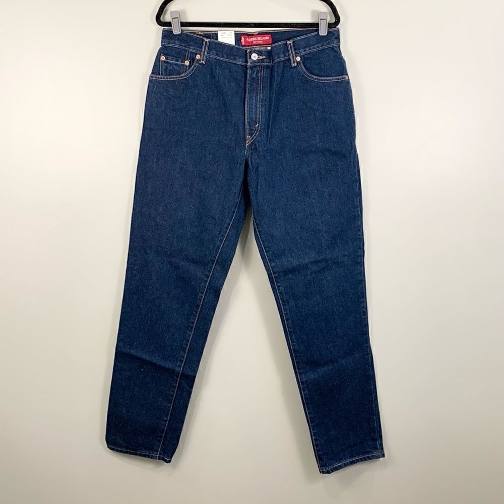Levi's Women's Straight Leg Jeans in Dark Indigo